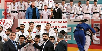 Büyükşehir Kağıtspor Judoda Başardı:Erkekler Süper Lige yükseldiler