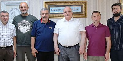 Judocular Yener Yüksel'i ziyarete Büyükşehire gitti