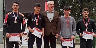 KOTO Lisesinden Bilal Durul 3 Adım Atlama Türkiye İkincisi