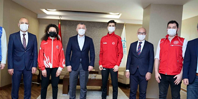 Büyükakın'a Milli Sporcular ve Aktürk'ten 19 Mayıs ziyareti