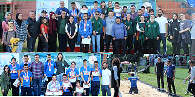 “Mutlu Çarşamba” Projesinde Cemil Meriç Öğrencileri Atletizmde yarıştı