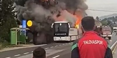Yalovaspor'un otobüsü Karamürsel'de yandı