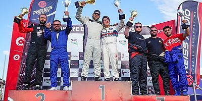 Drift Şampiyonasında  17 sporcu mücadele etti.