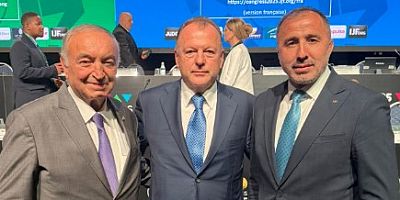 Sezer Başkan Budapeşte İJF Kongresinde